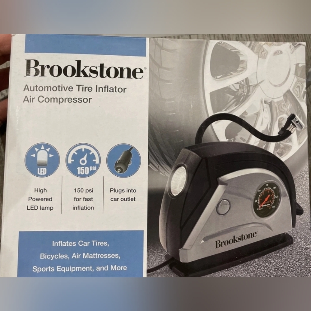 Brookstone Automotive Tire Inflator Air Compressor 300 PSI 12V Car Outlet NEW